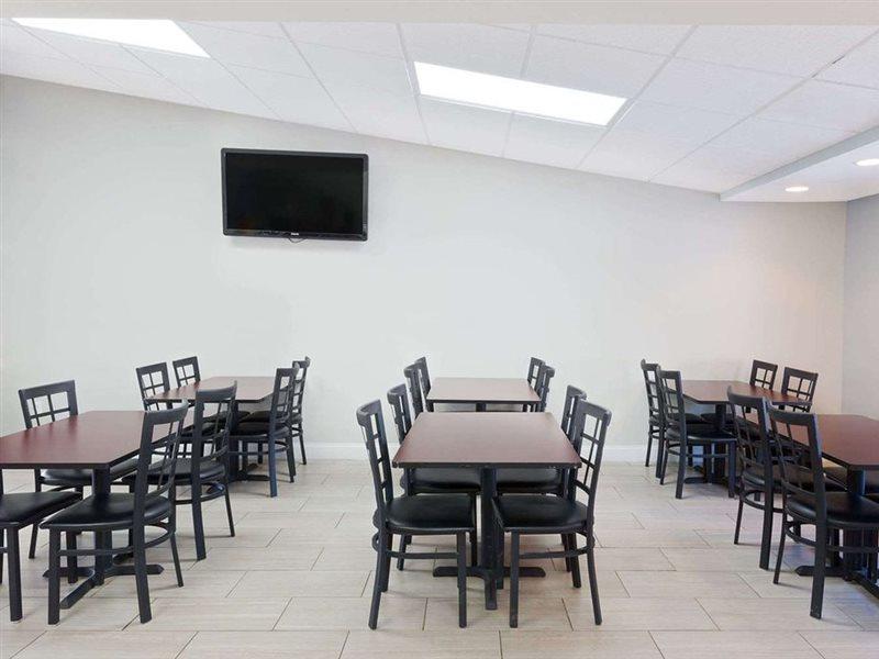 Rodeway Inn Charlotte Airport Area المظهر الخارجي الصورة