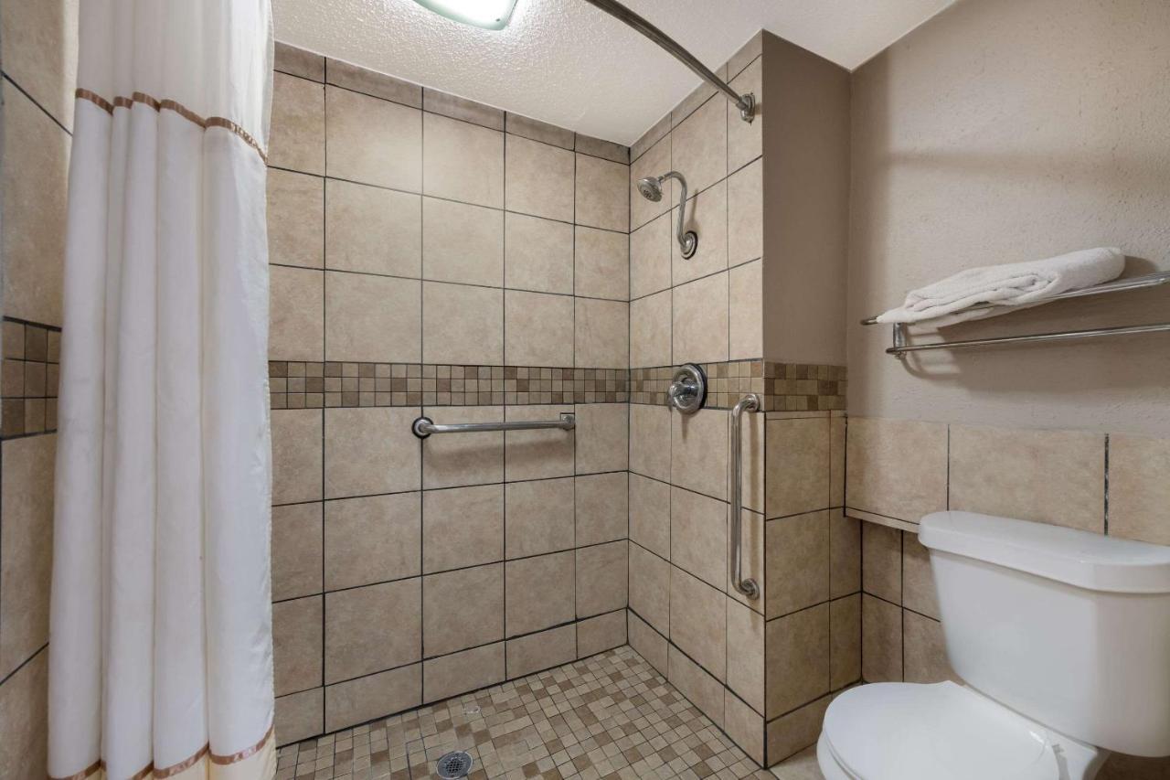 Rodeway Inn Charlotte Airport Area المظهر الخارجي الصورة